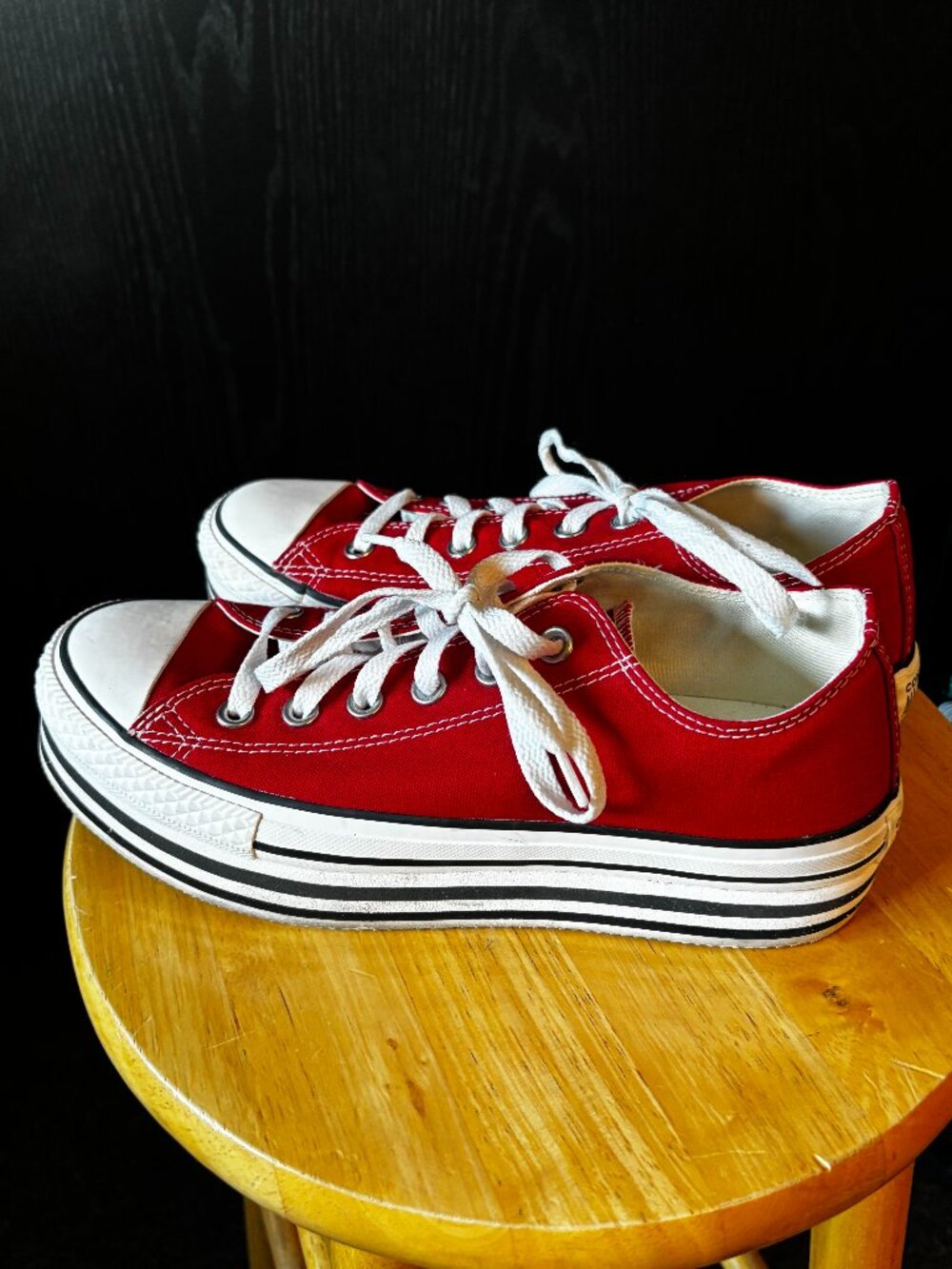 Converse Low top Platform sneakers Red